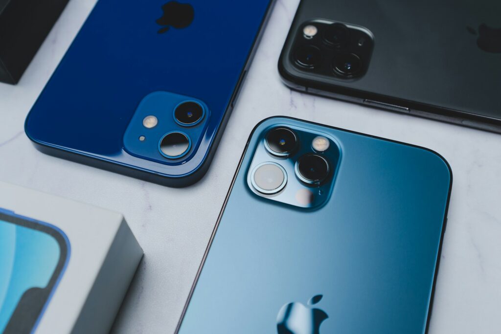Oude iPhone in de lade? Waarom tech die langer meegaat je rust én geld oplevert